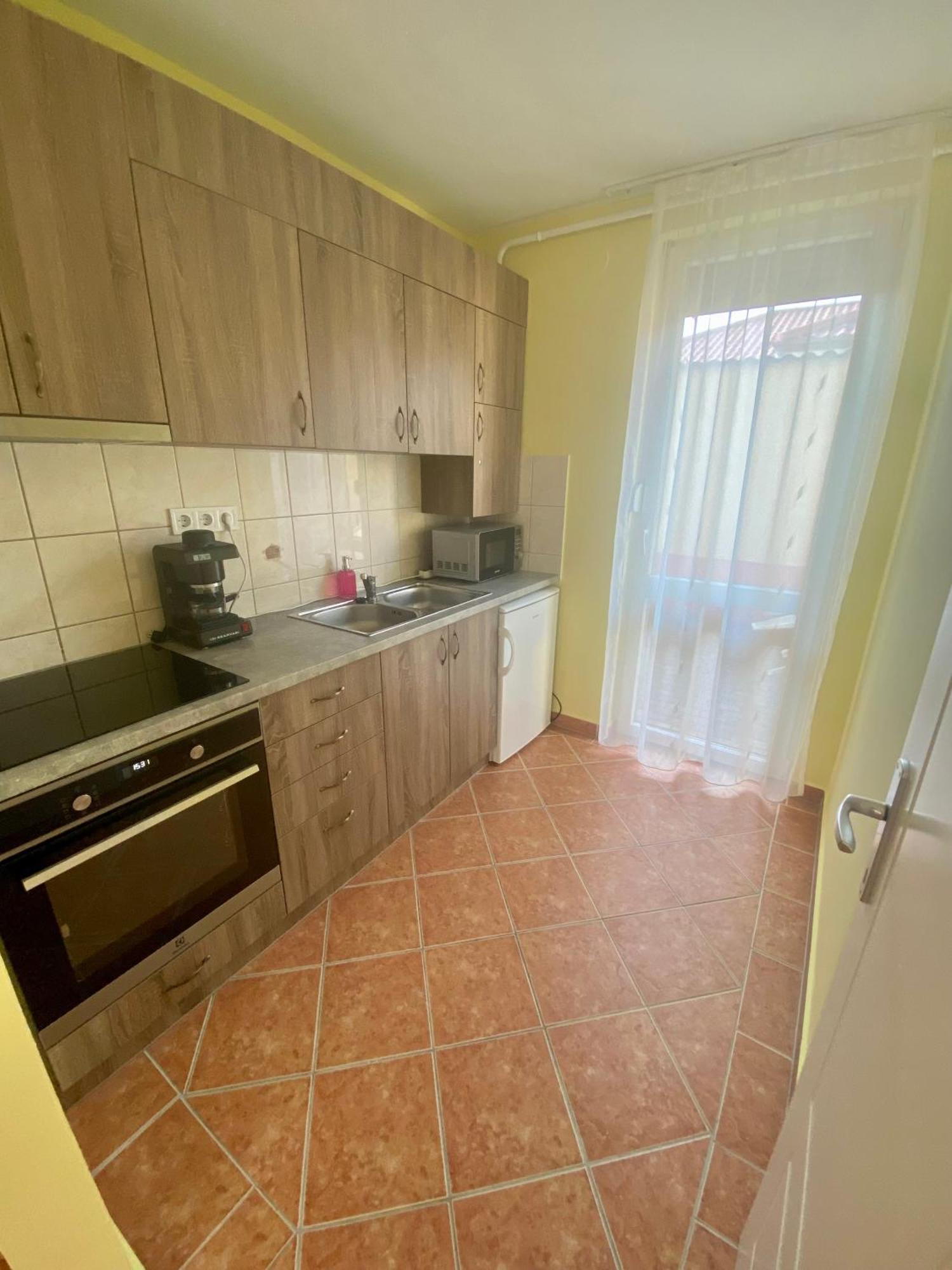 Hajnal Vendeghaz Apartman Hajdúszoboszló Kültér fotó