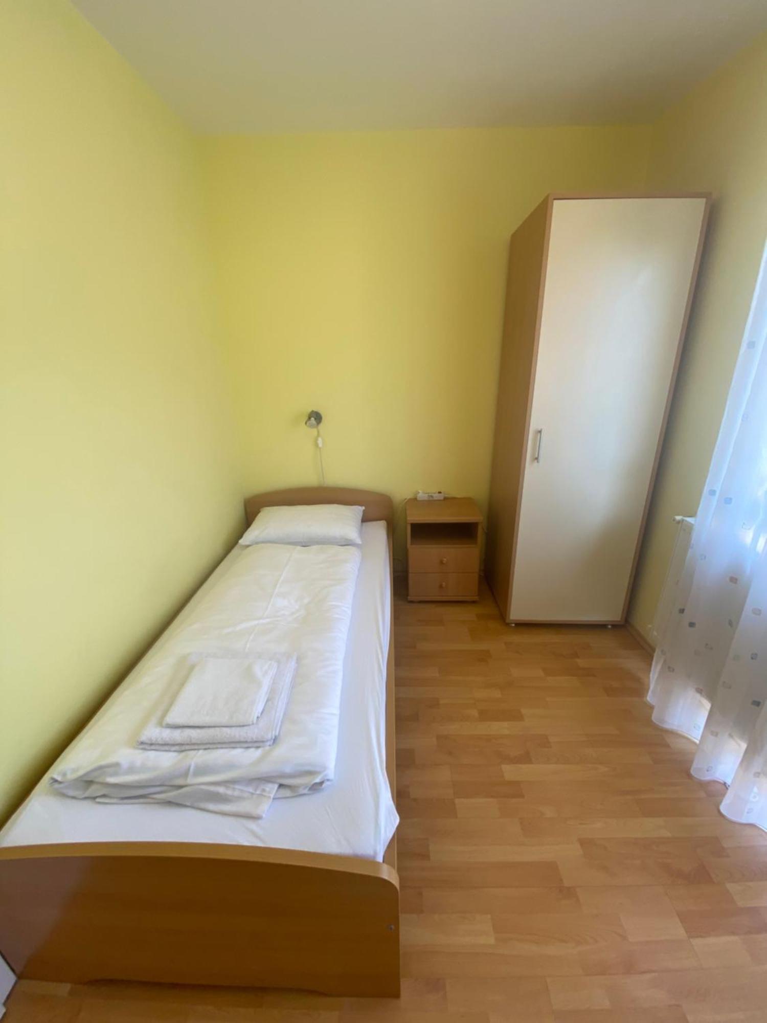 Hajnal Vendeghaz Apartman Hajdúszoboszló Kültér fotó