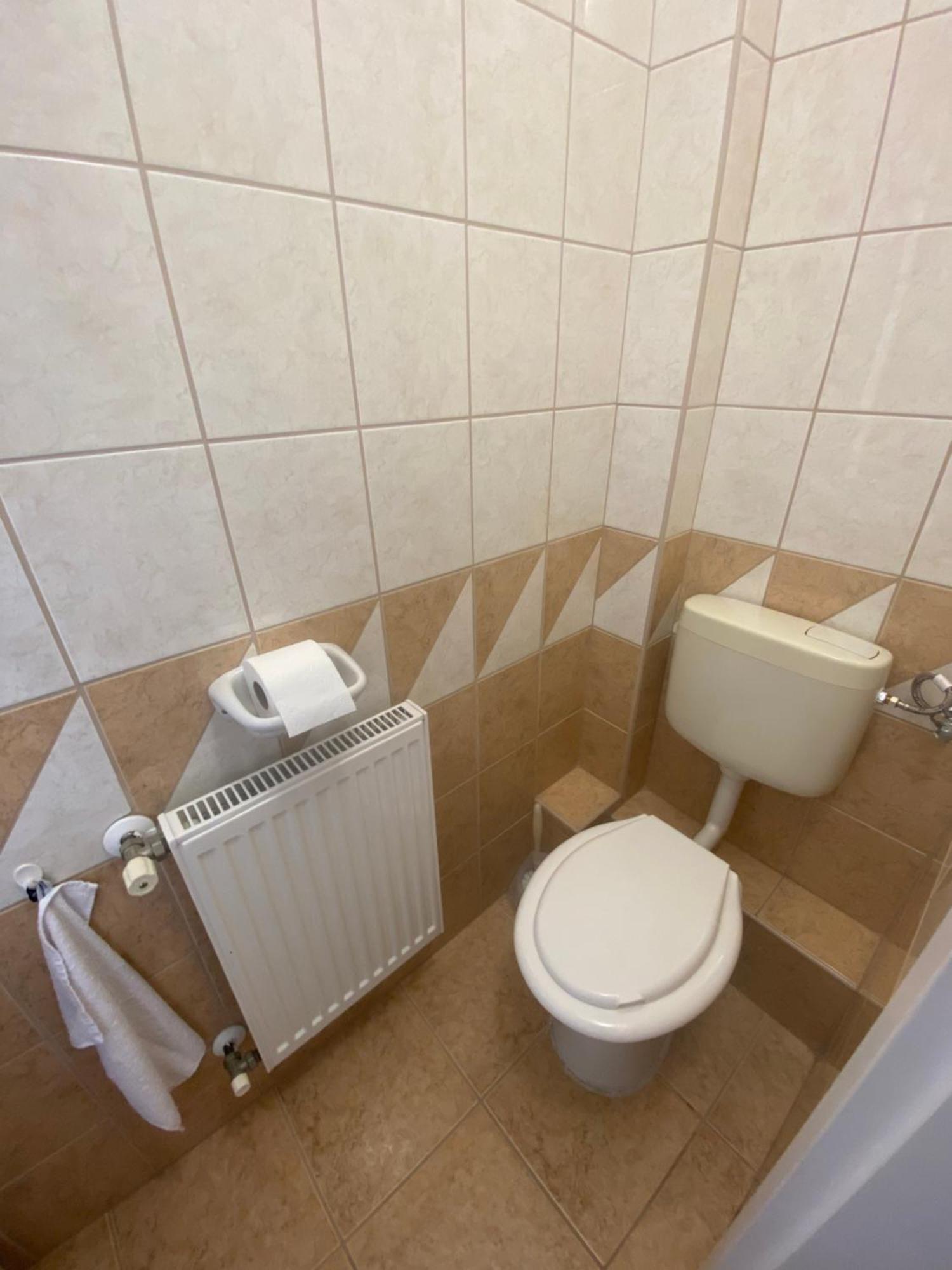 Hajnal Vendeghaz Apartman Hajdúszoboszló Kültér fotó