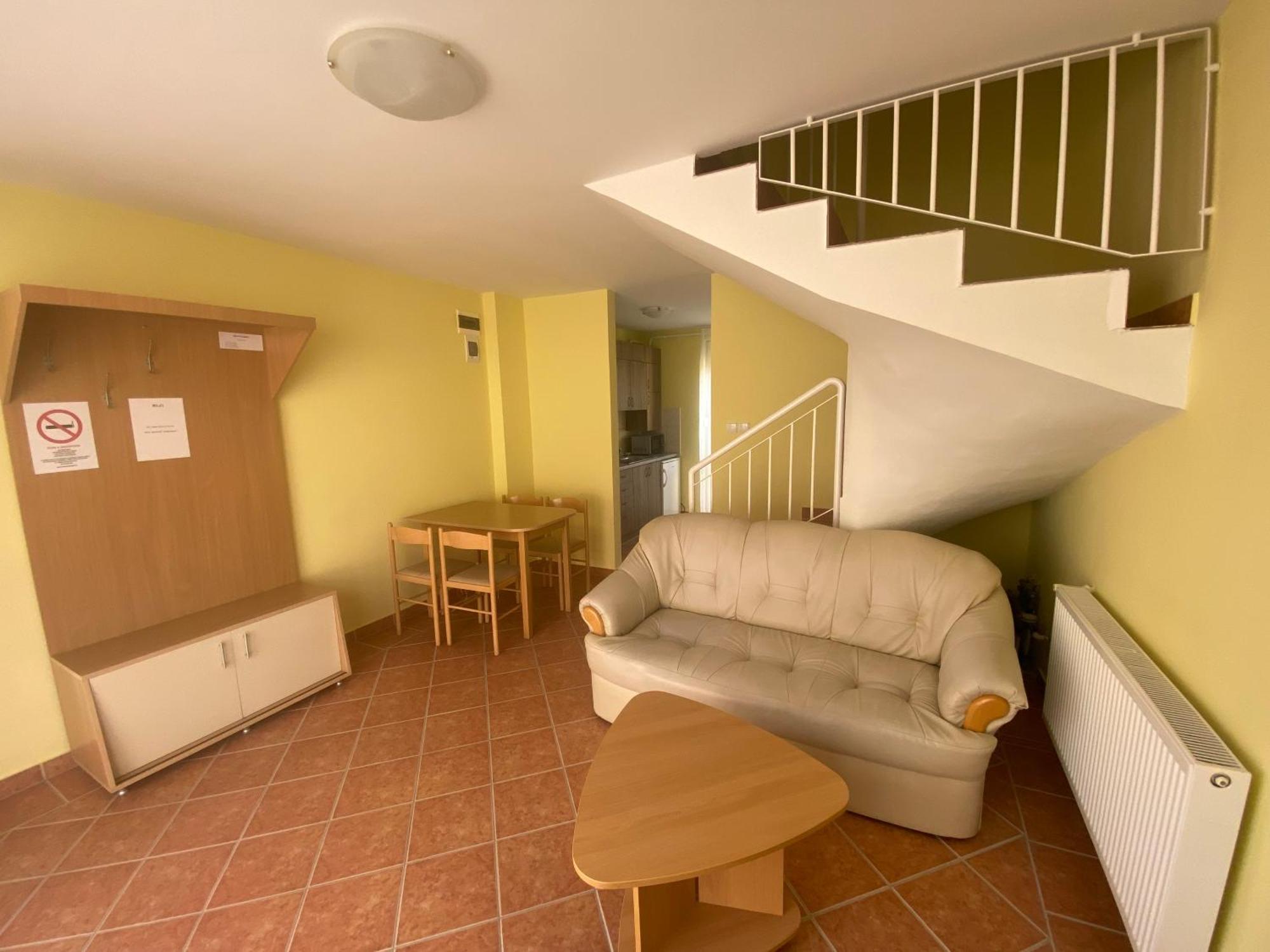 Hajnal Vendeghaz Apartman Hajdúszoboszló Kültér fotó